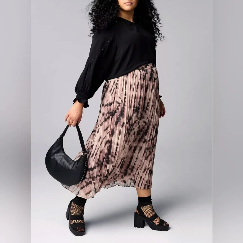 Vera Wang Pleated Midi Skirt - Picture 2 of 8